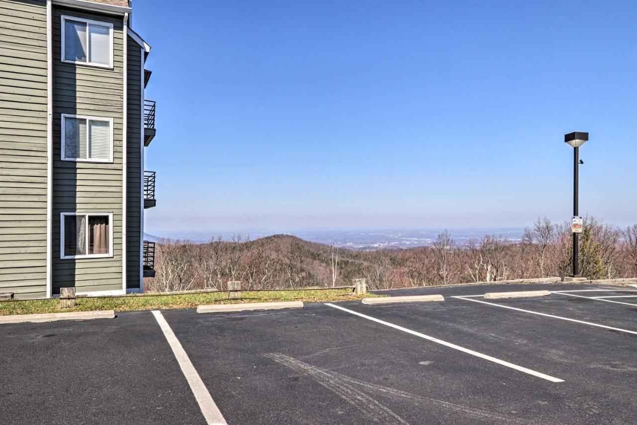 Gatlinburg Condo With Pool, Hot Tub, And Mtn Views! Exterior photo